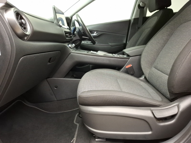 Used Hyundai KONA 2022 for sale - 76166136: Photo 5