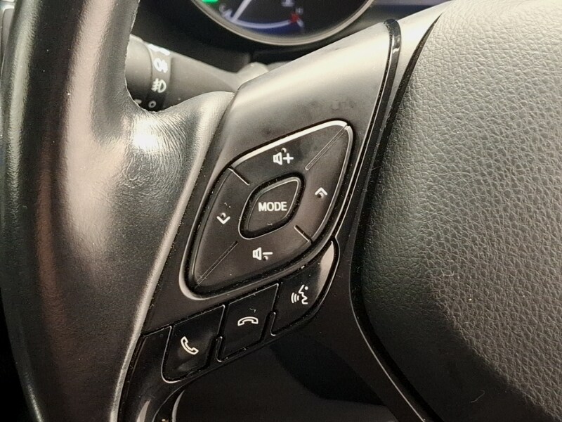 Used Toyota C-HR 2017 for sale - 77352977: Photo 18