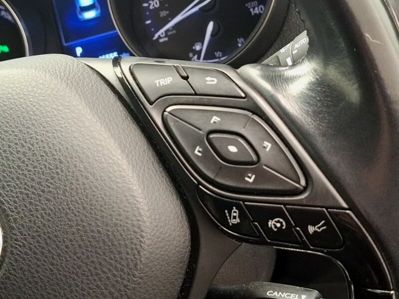 Used Toyota C-HR 2017 for sale - 77352977: Photo 19