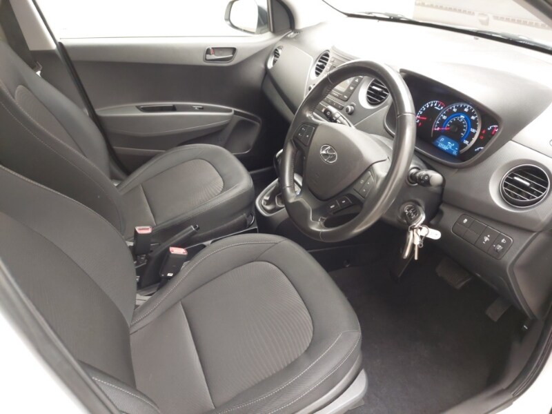 Used Hyundai i10 2019 for sale - 76537361: Photo 13