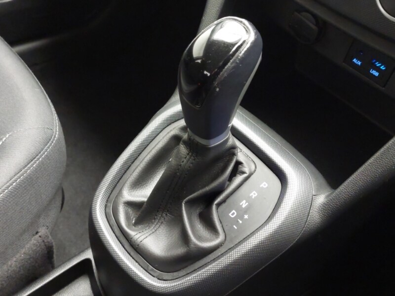 Used Hyundai i10 2019 for sale - 76537361: Photo 15