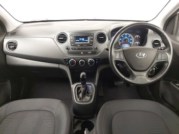 Used Hyundai i10 2019 for sale - 76537361: Photo