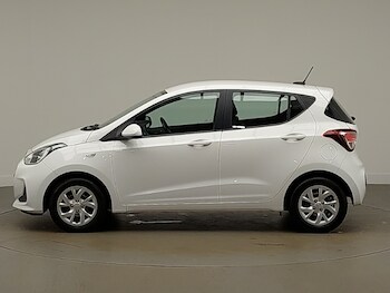 Used Hyundai i10 2019 for sale - 76537361: Photo