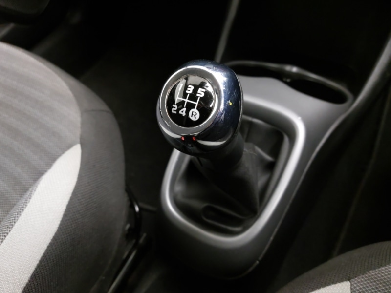 Used Toyota AYGO 2020 for sale - 77265781: Photo 15