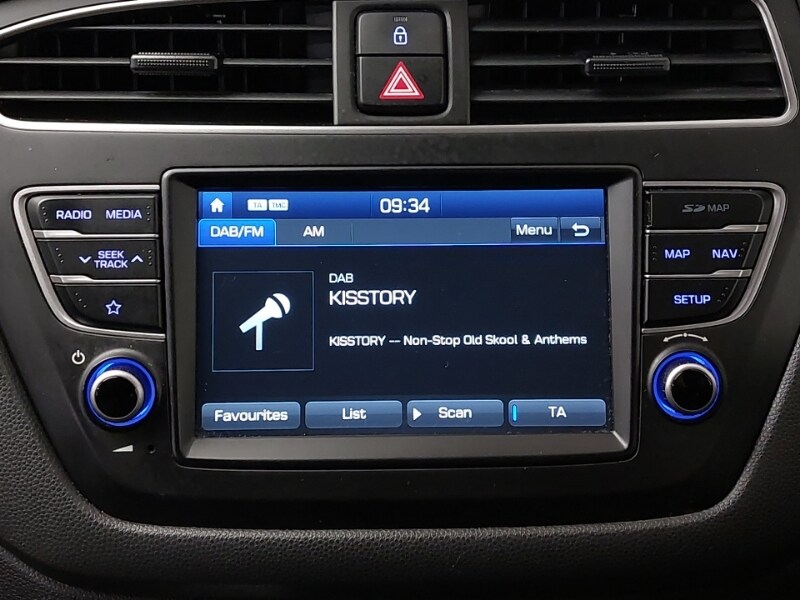 Used Hyundai i20 2019 for sale - 77690049: Photo 10