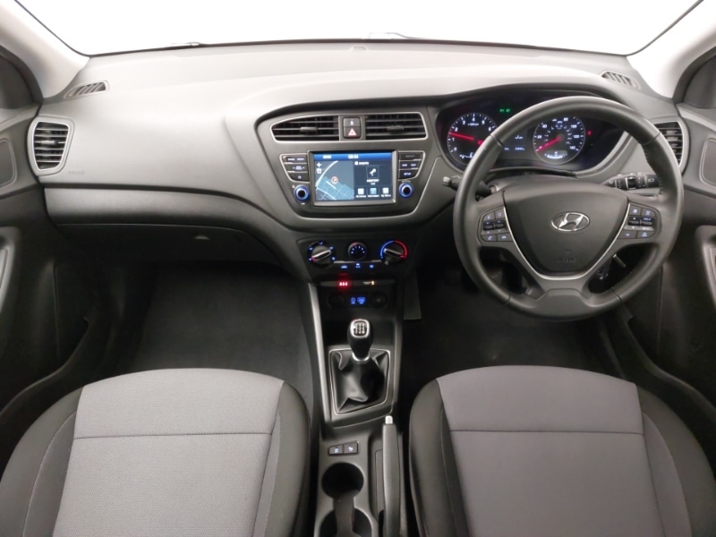 Used Hyundai i20 2019 for sale - 77690049: Photo 2