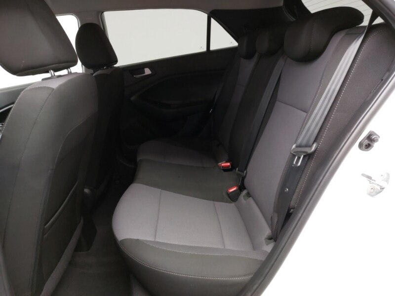 Used Hyundai i20 2019 for sale - 77690049: Photo 6