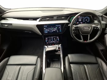 Used Audi e-tron 2022 for sale - 77352896: Photo