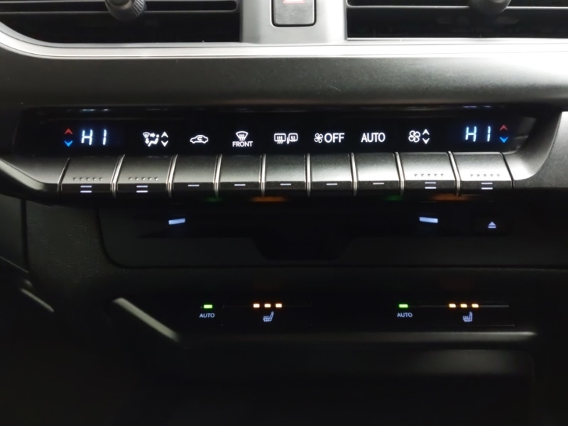 Used Lexus UX 2021 for sale - 76785691: Photo 16