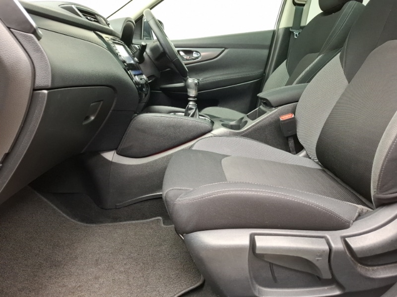 Used Nissan Qashqai 2017 for sale - 76144784: Photo 5