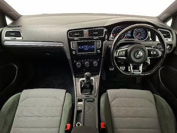 Used Volkswagen Golf 2017 for sale - 79529857: Photo