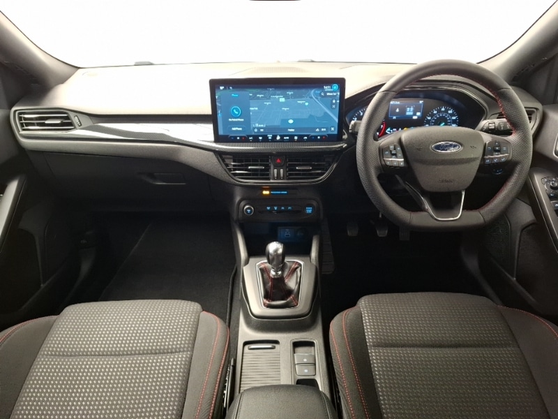 Used Ford Focus 2023 for sale - 78113682: Photo 2