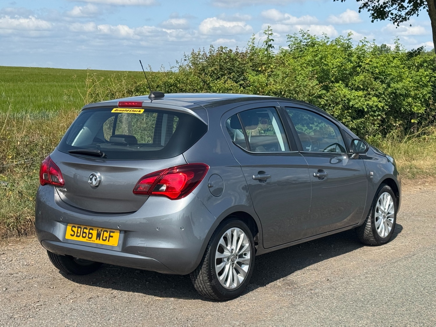 Used Vauxhall Corsa 2016 for sale - 77236157: Photo 5