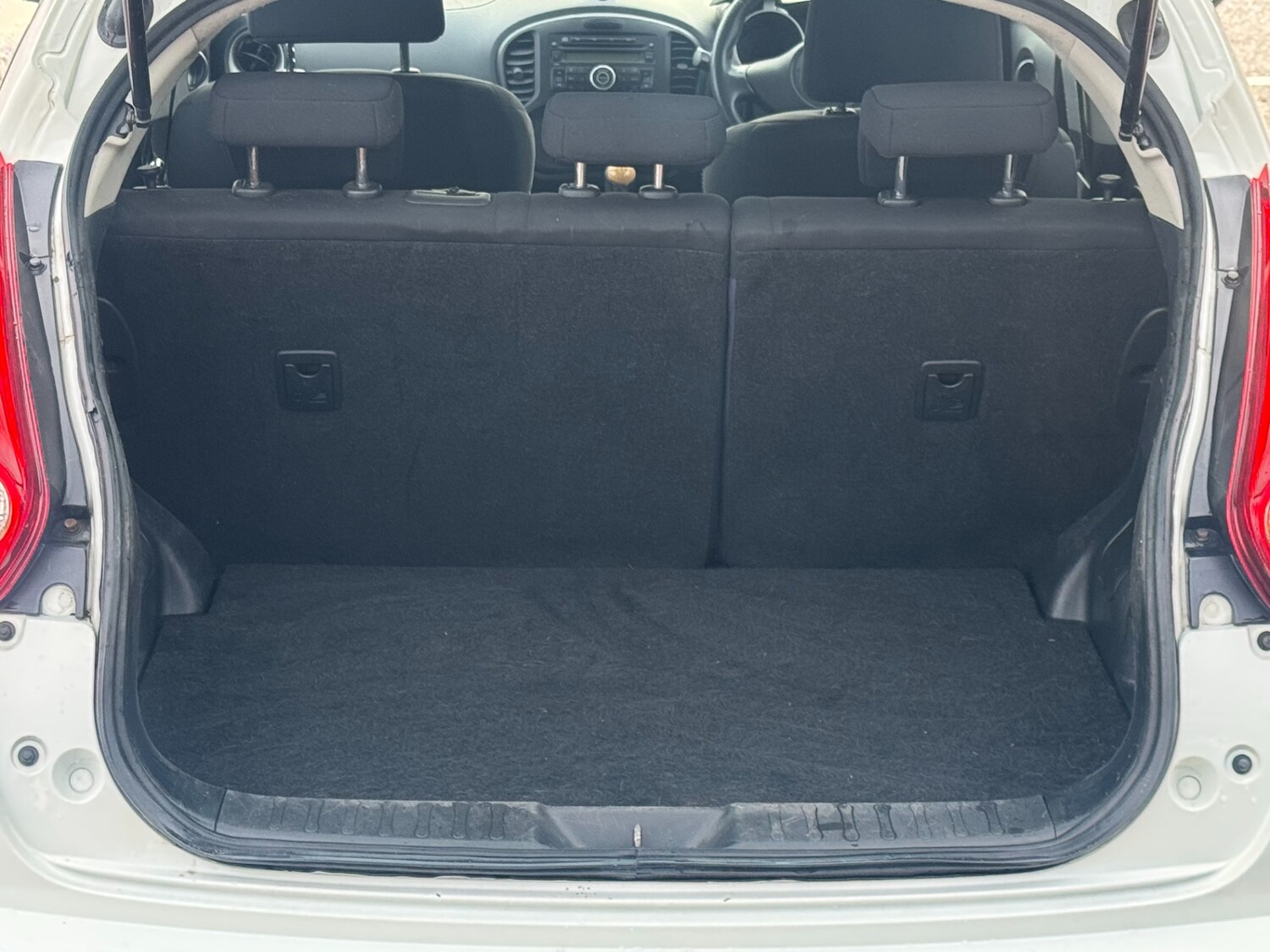 Used Nissan Juke 2011 for sale - 77630043: Photo 18