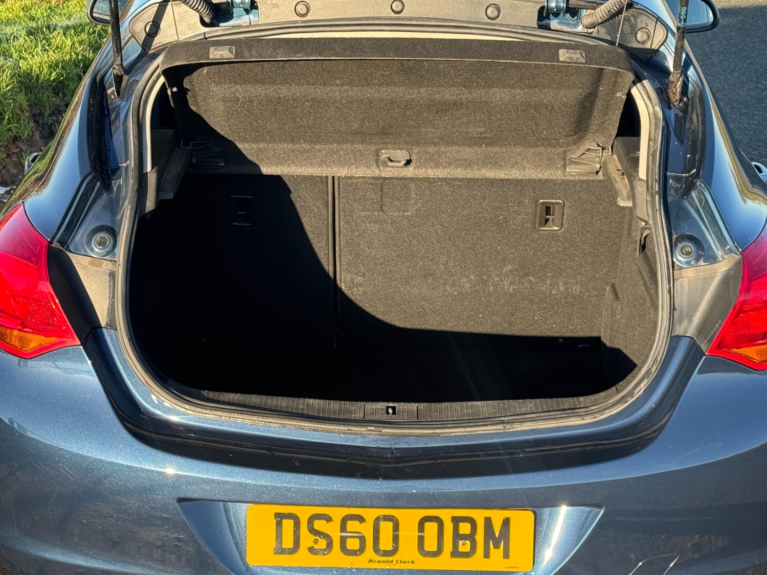 Used Vauxhall Astra 2010 for sale - 77262408: Photo 18