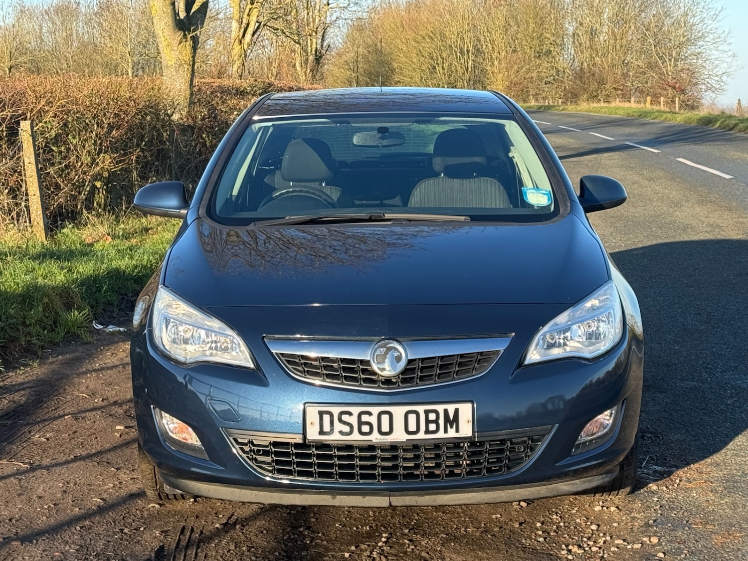Used Vauxhall Astra 2010 for sale - 77262408: Photo 2