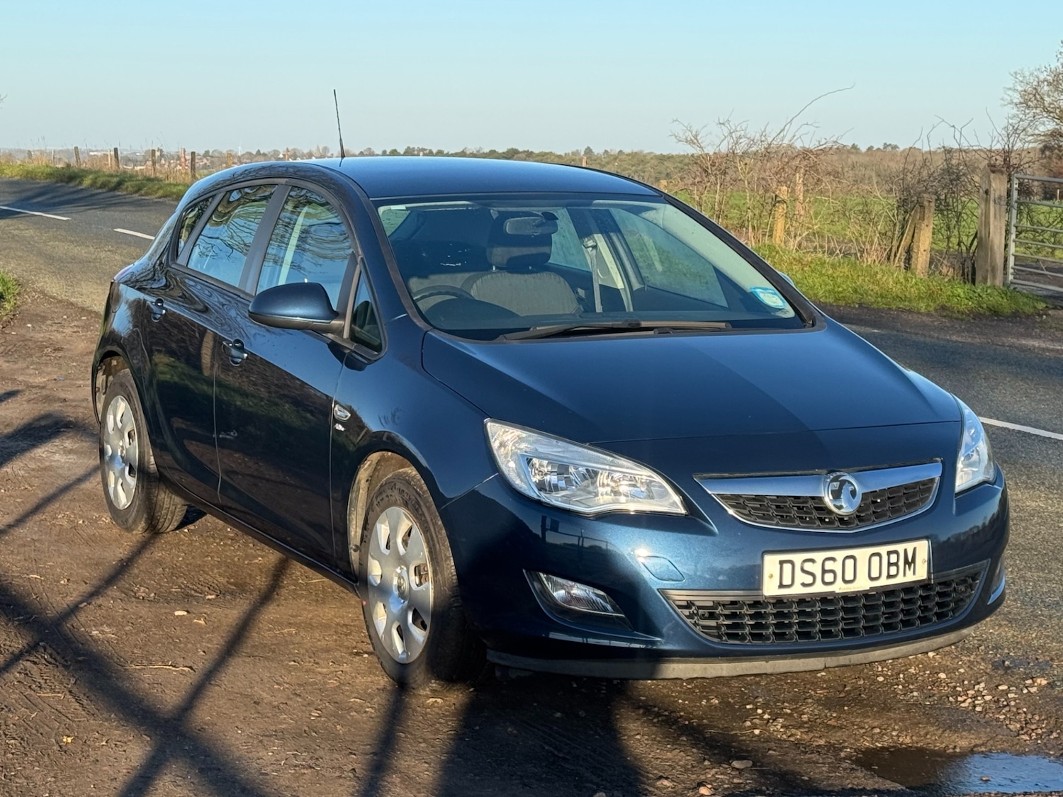 Used Vauxhall Astra 2010 for sale - 77262408: Photo 3