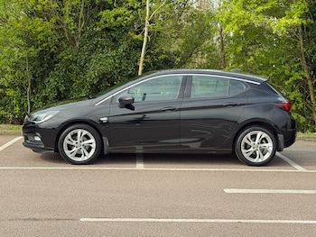 Used Vauxhall Astra 2017 for sale - 78273092: Photo