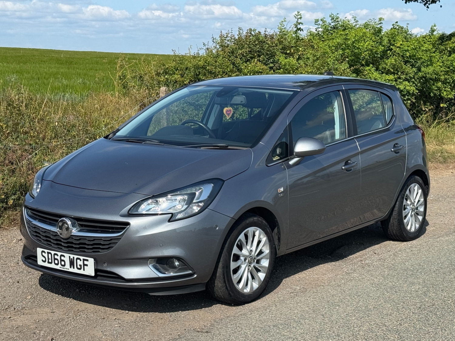 Used Vauxhall Corsa 2016 for sale - 76924198: Photo 1