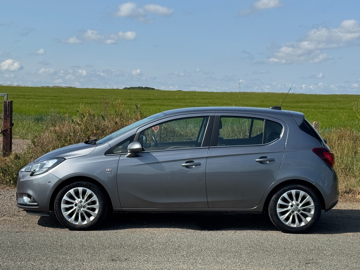 Used Vauxhall Corsa 2016 for sale - 76924198: Photo 8