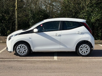 Used Toyota AYGO 2021 for sale - 79303230: Photo
