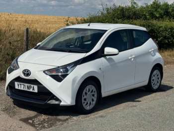 2021 (71) - 1.0 VVT-i X-Play TSS 5dr