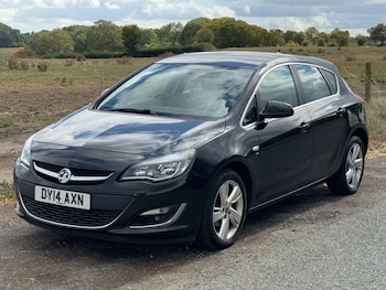 2014 (14) - 1.4i 16V SRi 5dr