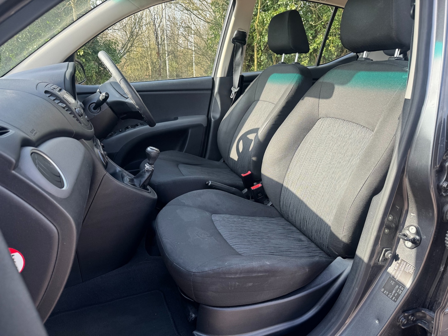 Used Hyundai i10 2012 for sale - 77662671: Photo 24