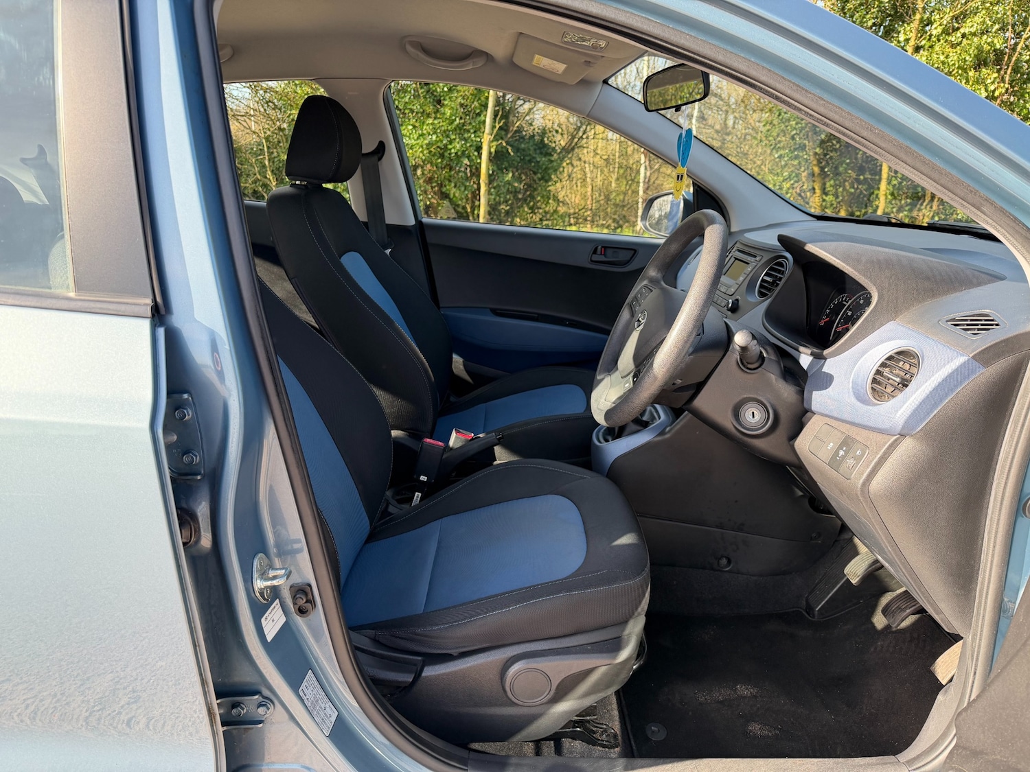 Used Hyundai i10 2015 for sale - 77888972: Photo 23