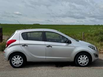 Used Hyundai i20 2013 for sale - 74941423: Photo