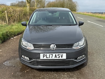 Used Volkswagen Polo 2017 for sale - 77187261: Photo