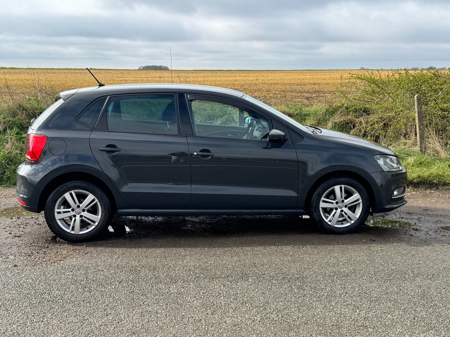 Used Volkswagen Polo 2017 for sale - 77187261: Photo 4