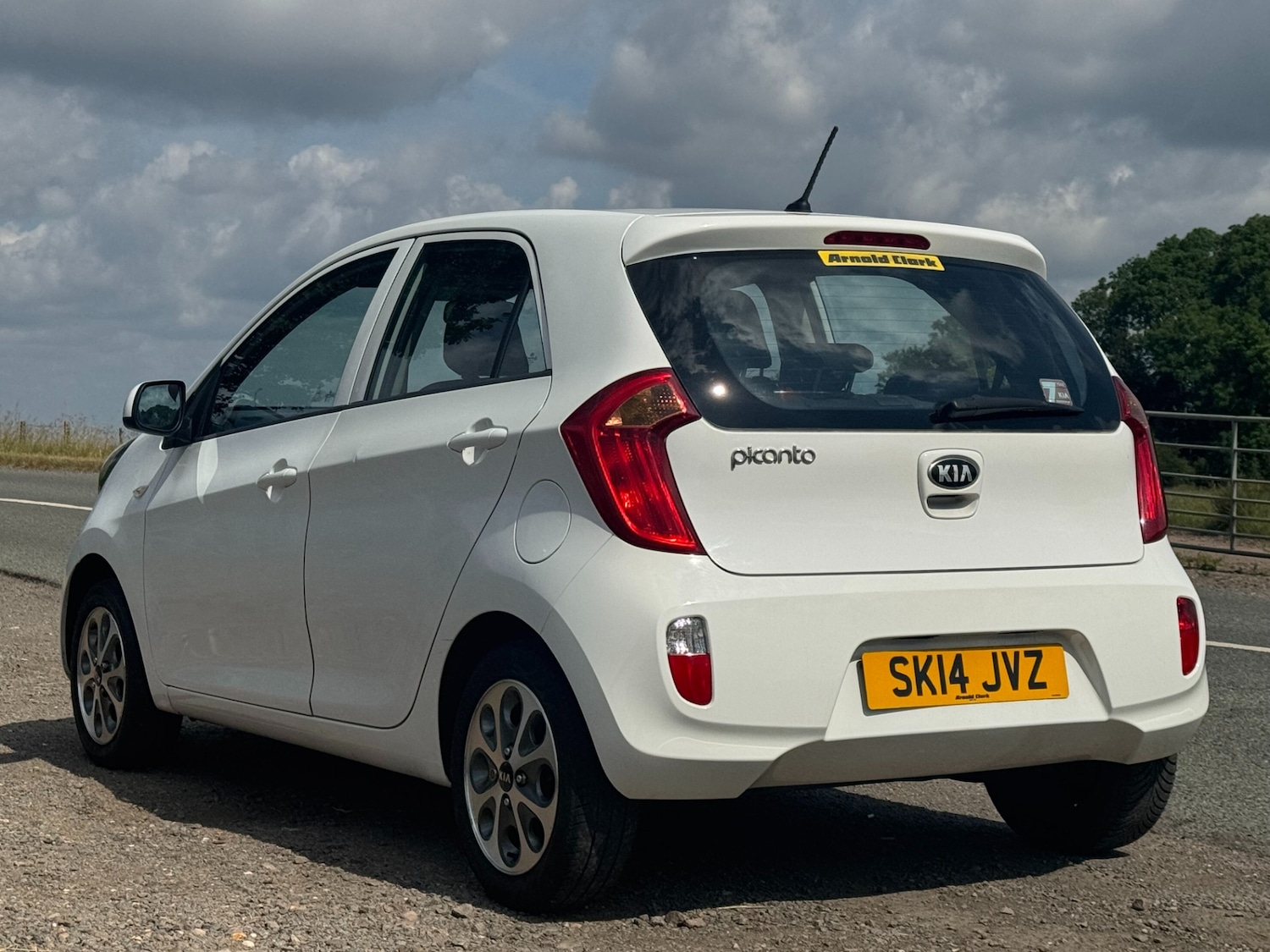 Used Kia Picanto 2014 for sale - 77303934: Photo 15