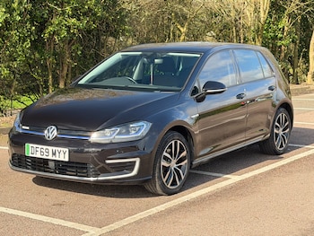 Used Volkswagen Golf 2020 for sale - 77878391: Photo