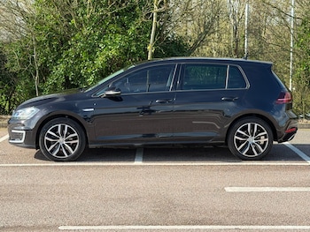 Used Volkswagen Golf 2020 for sale - 77878391: Photo