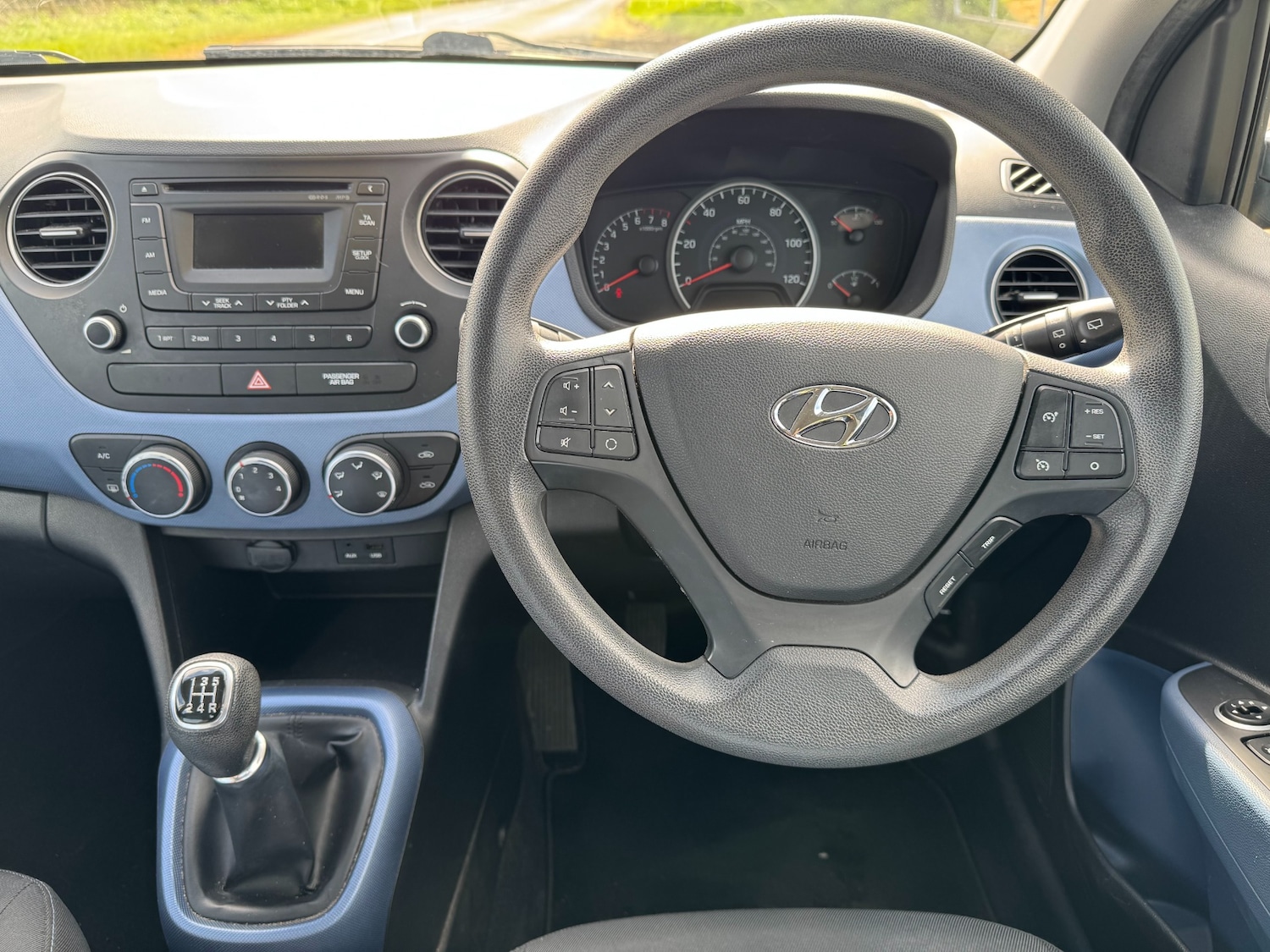 Used Hyundai i10 2015 for sale - 77236971: Photo 20