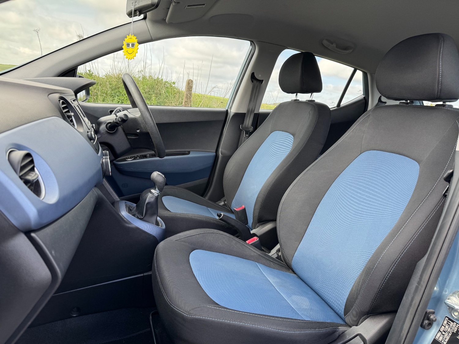 Used Hyundai i10 2015 for sale - 77236971: Photo 26