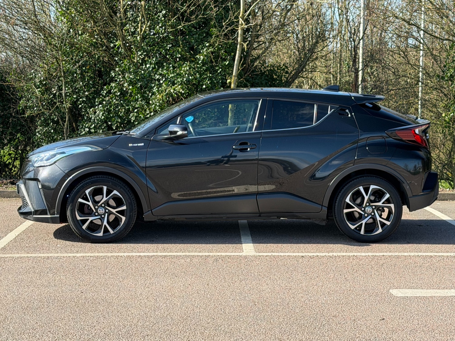 Used Toyota C-HR 2020 for sale - 77889158: Photo 4