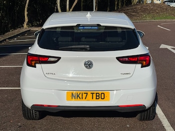 Used Vauxhall Astra 2017 for sale - 77556898: Photo
