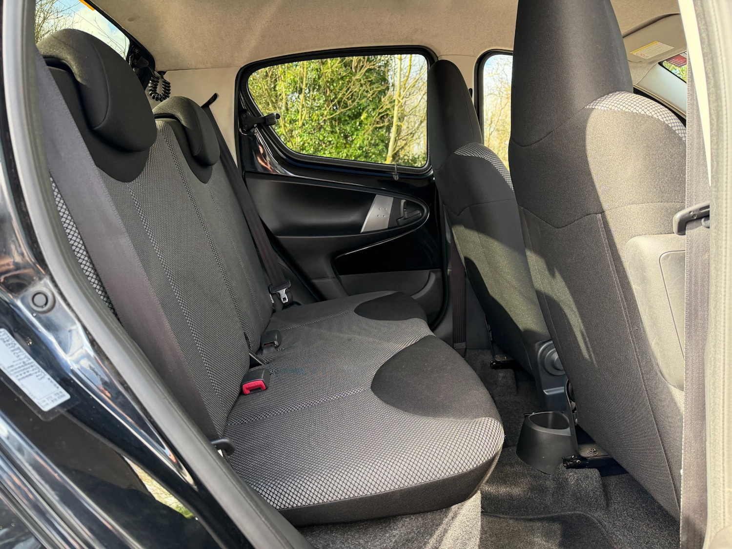 Used Toyota AYGO 2012 for sale - 77837236: Photo 27