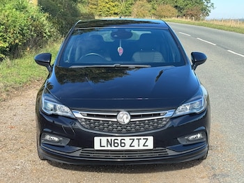 Used Vauxhall Astra 2016 for sale - 76091928: Photo