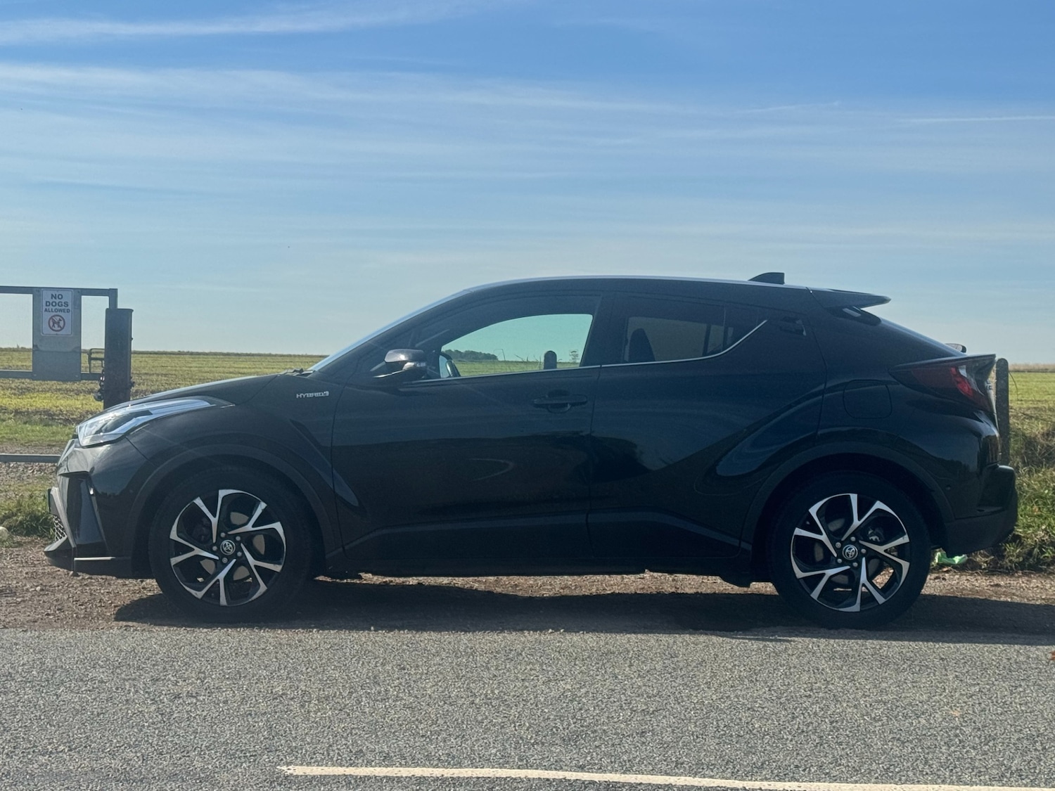 Used Toyota C-HR 2020 for sale - 77475650: Photo 16