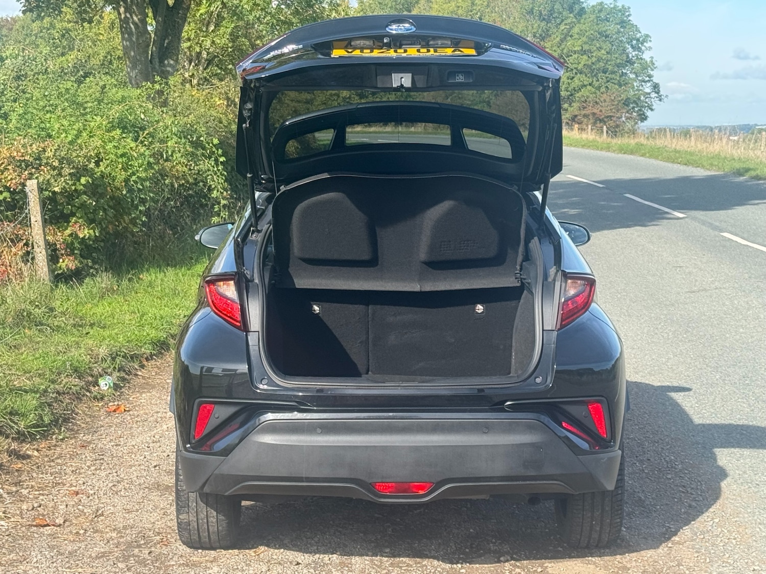 Used Toyota C-HR 2020 for sale - 77475650: Photo 17