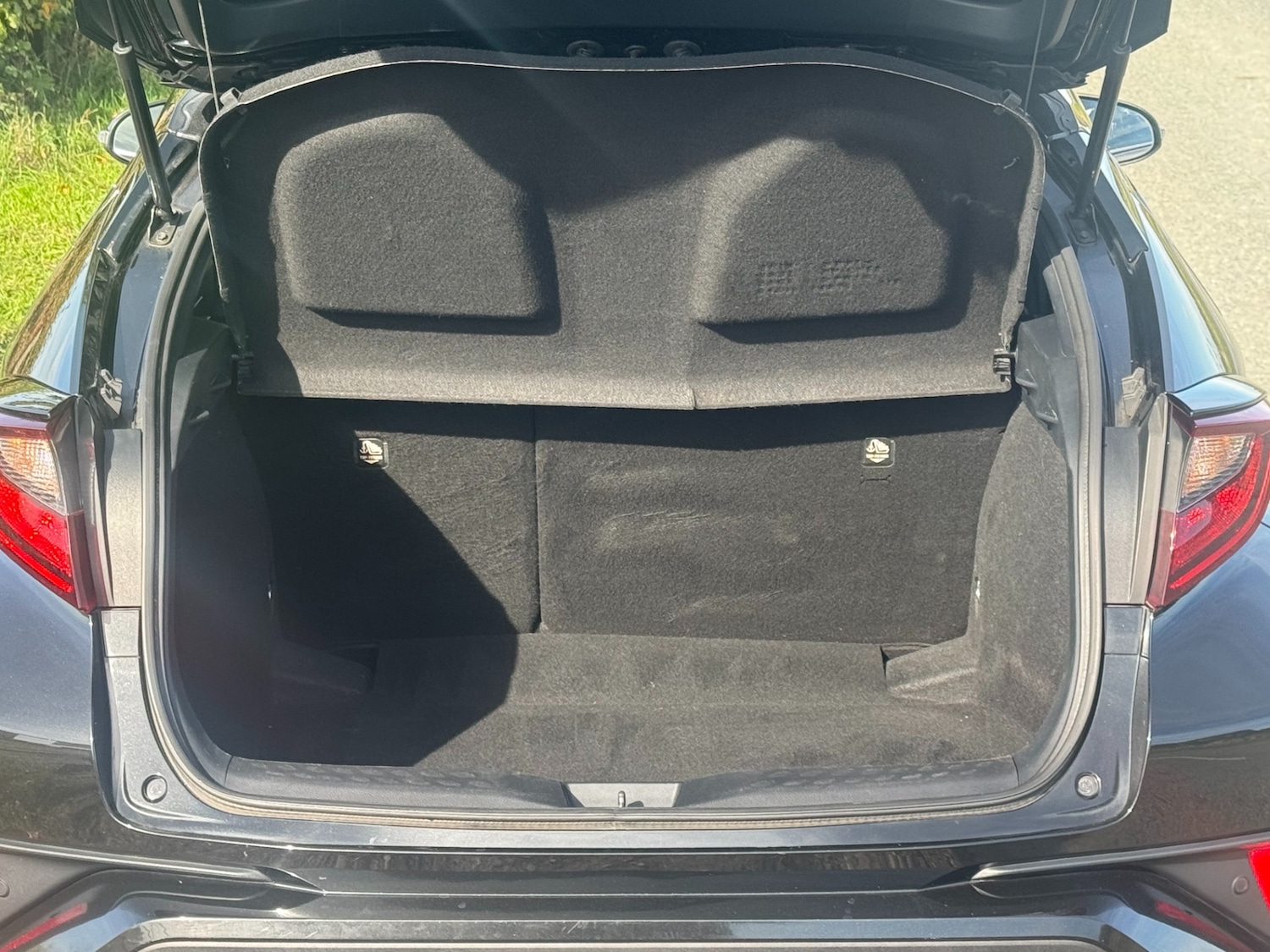 Used Toyota C-HR 2020 for sale - 77475650: Photo 18