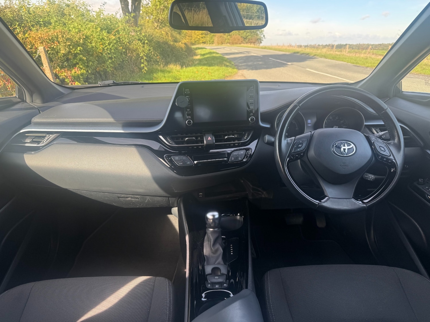 Used Toyota C-HR 2020 for sale - 77475650: Photo 19