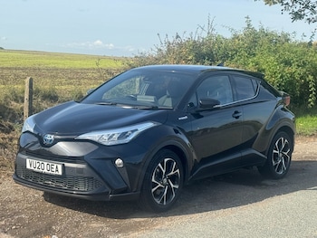 Used Toyota C-HR 2020 for sale - 77475650: Photo
