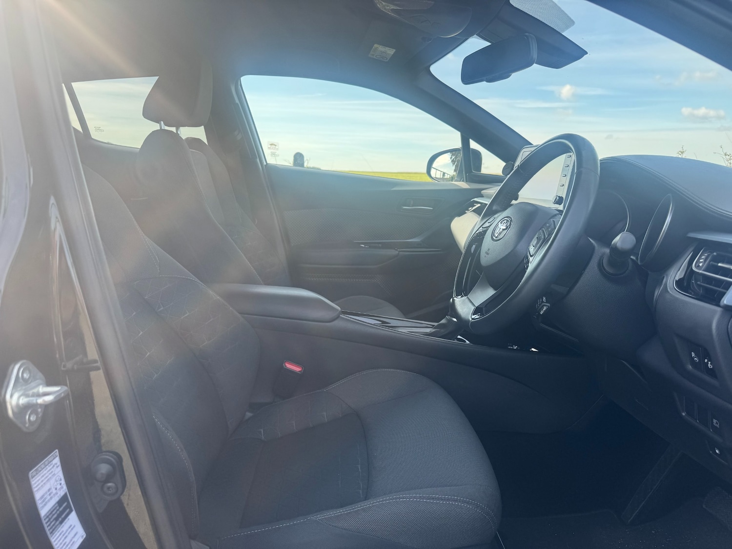 Used Toyota C-HR 2020 for sale - 77475650: Photo 23