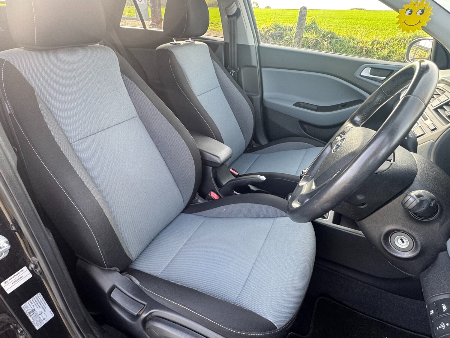 Used Hyundai i20 2015 for sale - 76921976: Photo 24