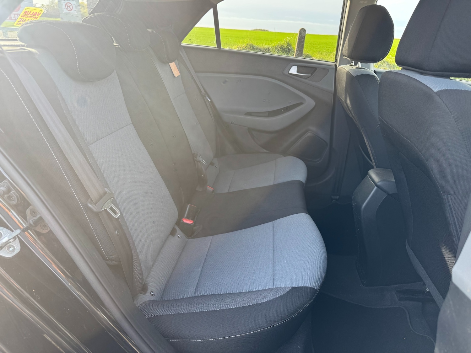 Used Hyundai i20 2015 for sale - 76921976: Photo 28