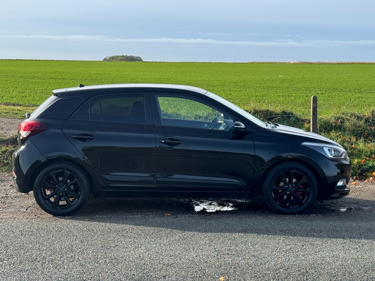 Used Hyundai i20 2015 for sale - 76921976: Photo 4